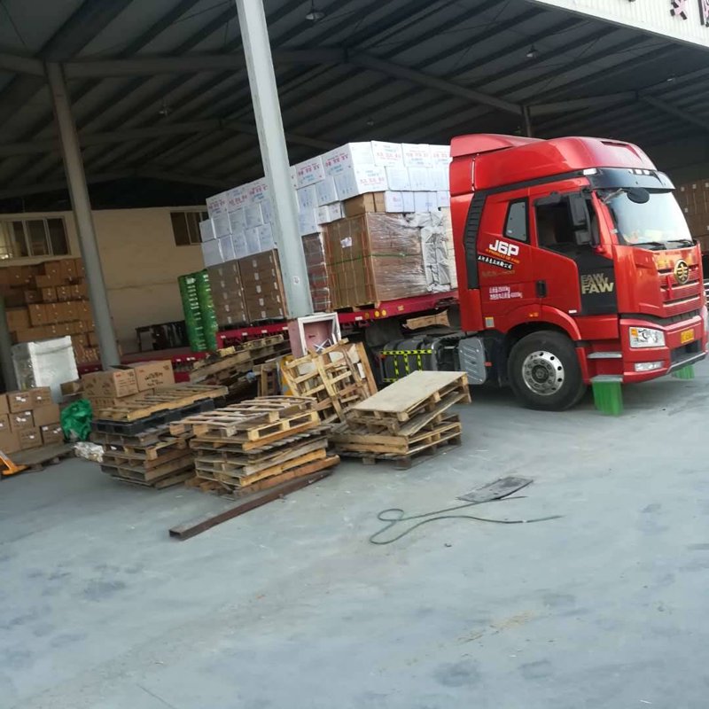 国际货运代理行业动态洞察:应对全球化挑战的新策略